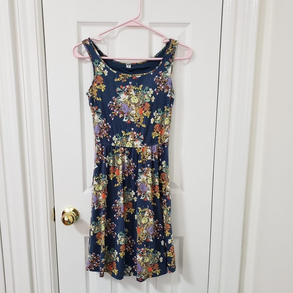 UNIQLO floral dress